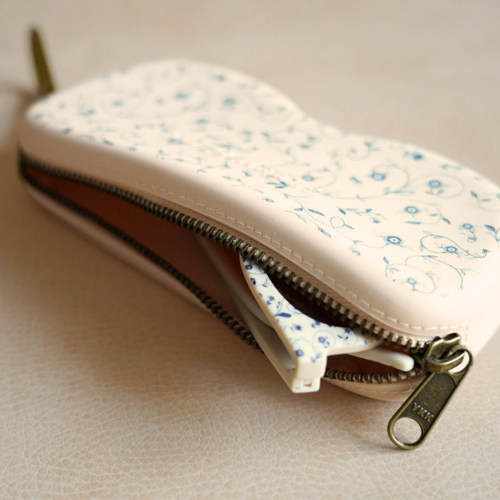 Zip + Go Case | Soft Silicone | Scandi Floral | Pre-Order SS27