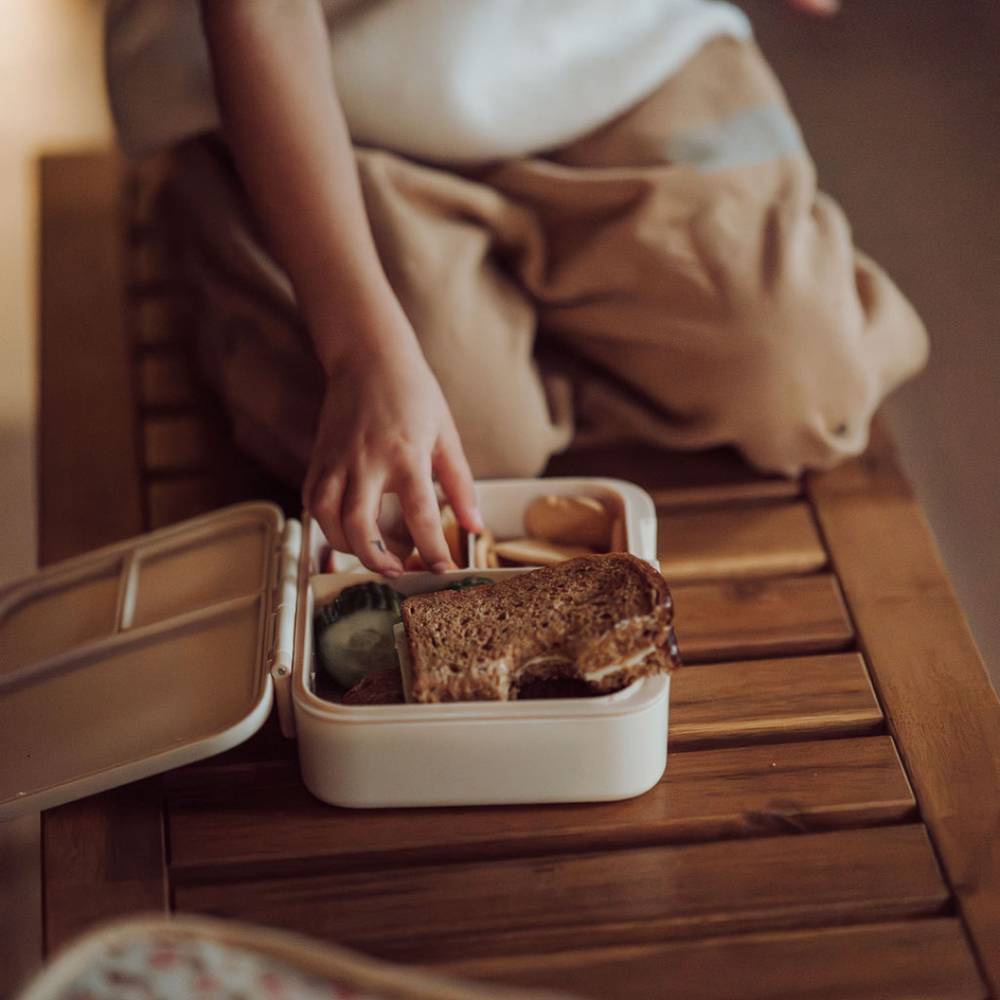 3 Compartment Leakproof Lunchbox | GCO2278 | Lille Cottage Club | Pre-Order